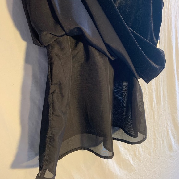 VELVET BRUNETTE THE LABEL TANK TOP - Picture 7 of 8